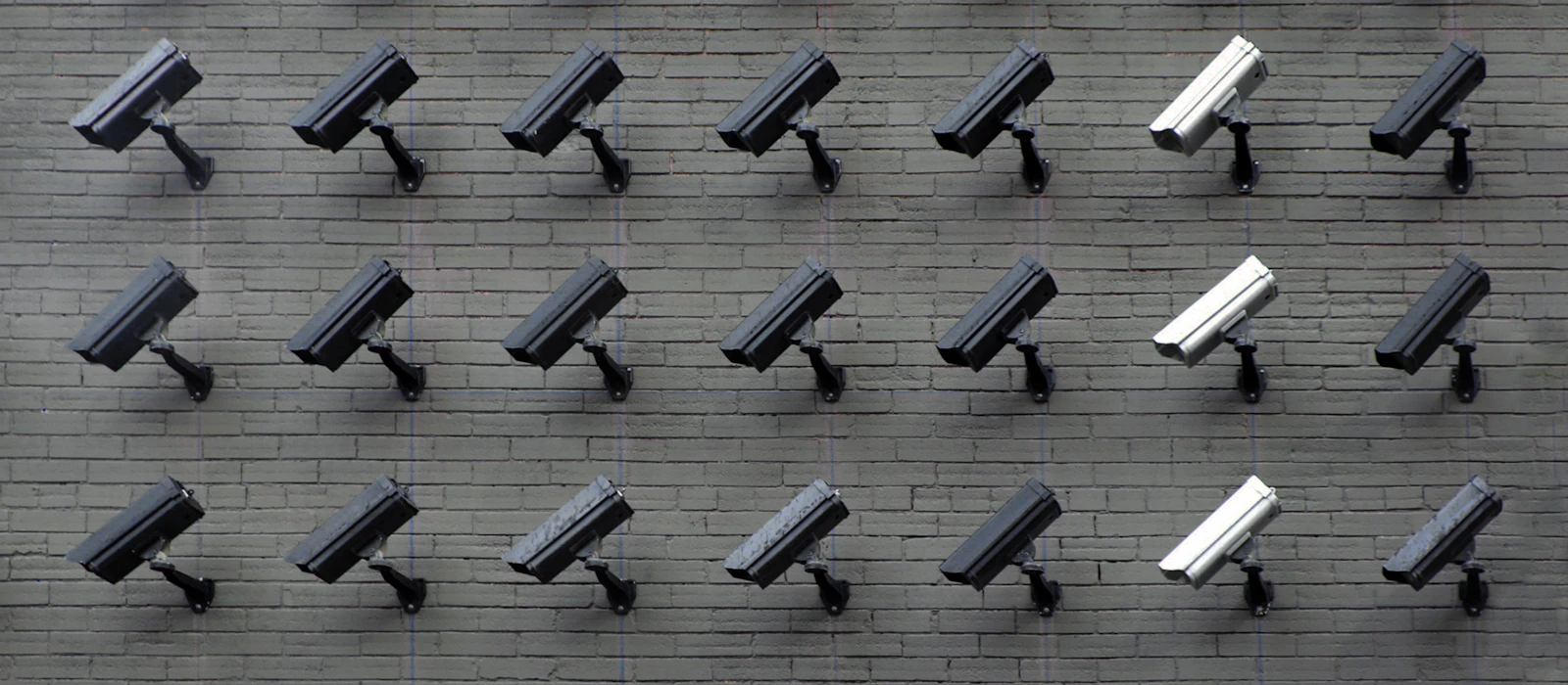 Security Systems — close-up of the trade